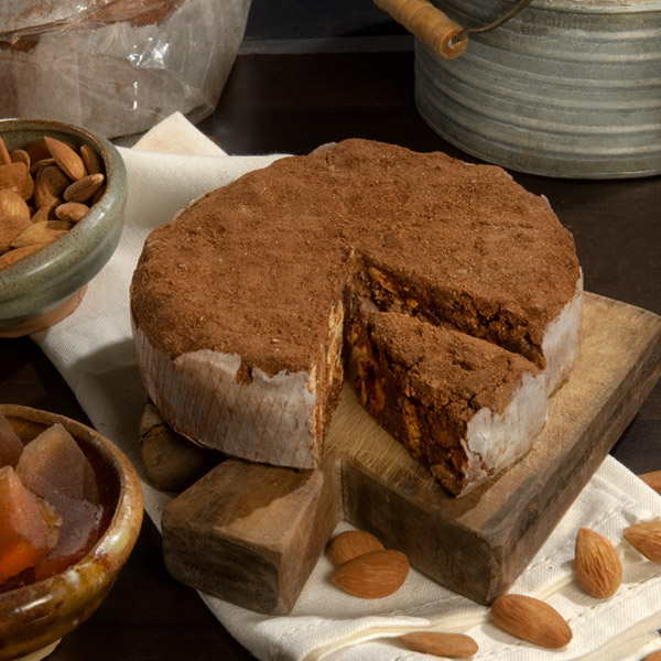 Panpepato Sienese artisan dessert Il Magnifico Bakery in Siena